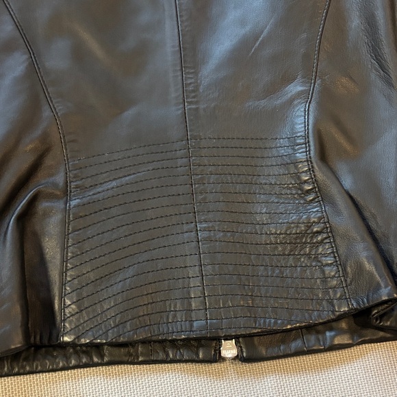New Line Italian Black Leather Women's Jacket size 42 (us sz 6 or M) - Picture 10 of 13